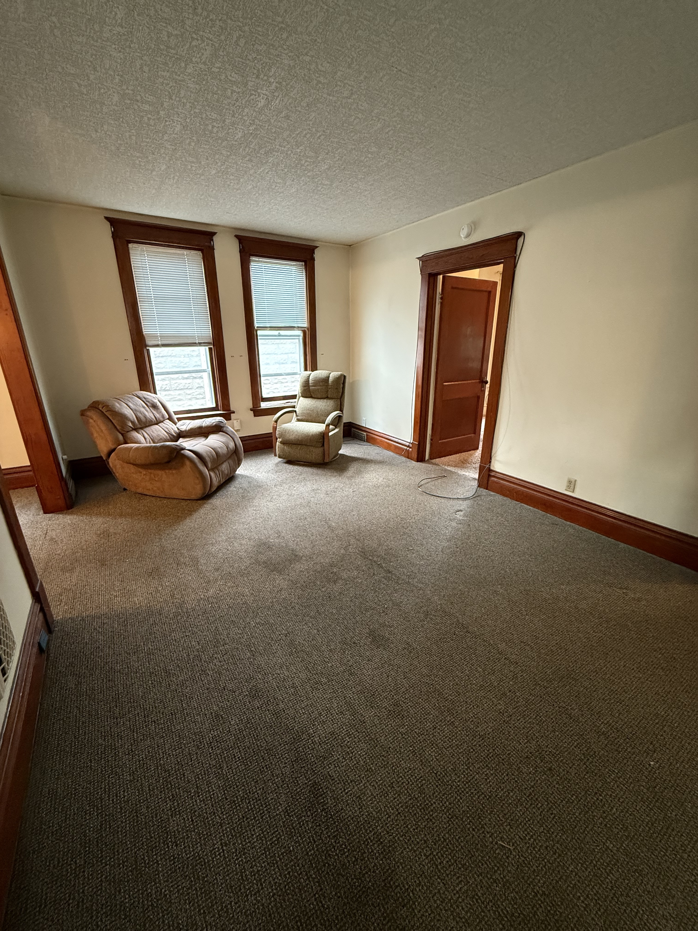 782 Glen Oak Street - 2