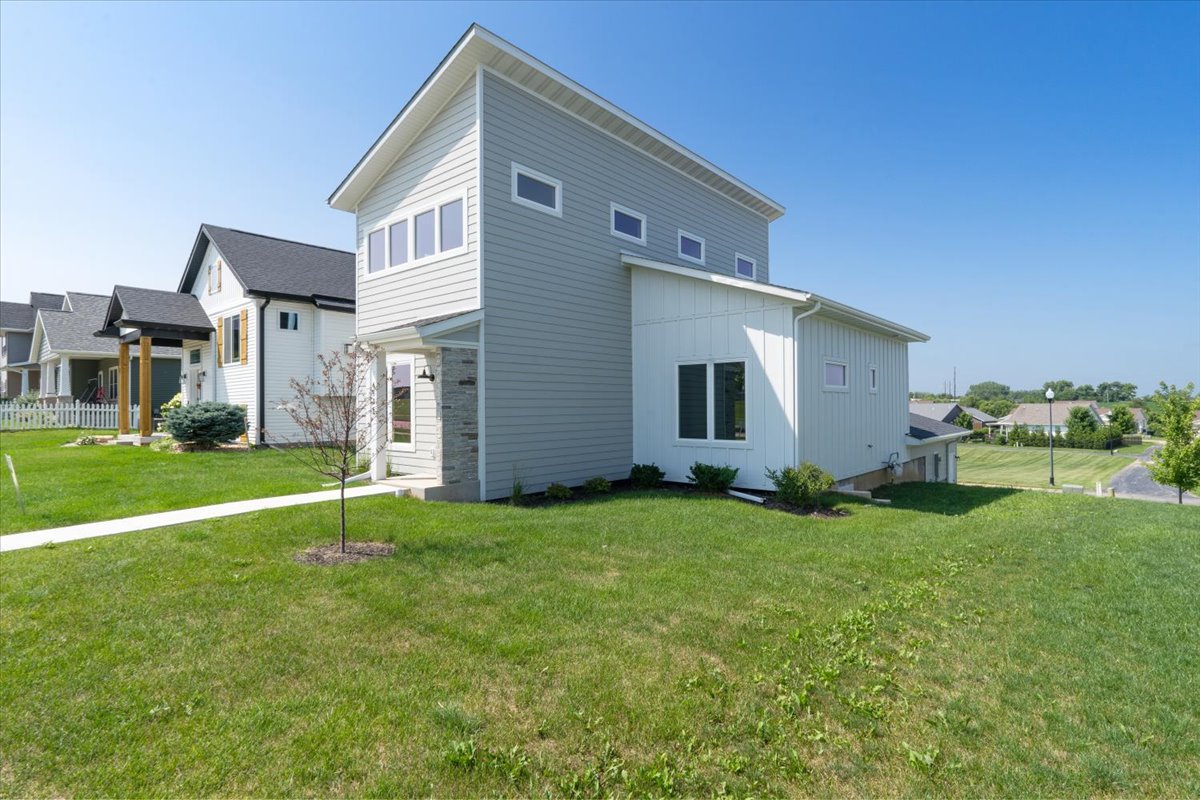 Property thumbnail image